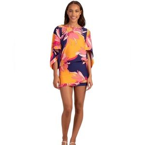 ✅TRINA TURK BREEZE SWIM TUNIC